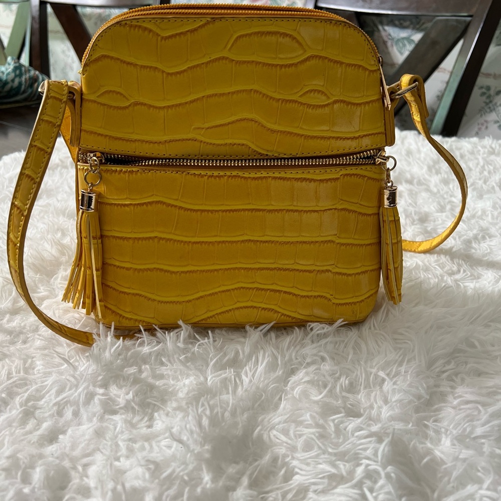 Yellow’s Shoulder Bag